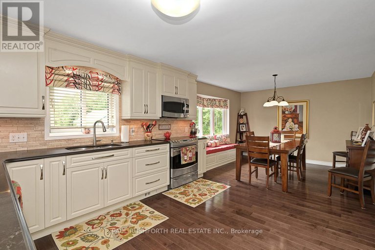 28756527/3285-magladry-road/sarsfieldbearbrook/ottawa/ontario/K4B1J1_11