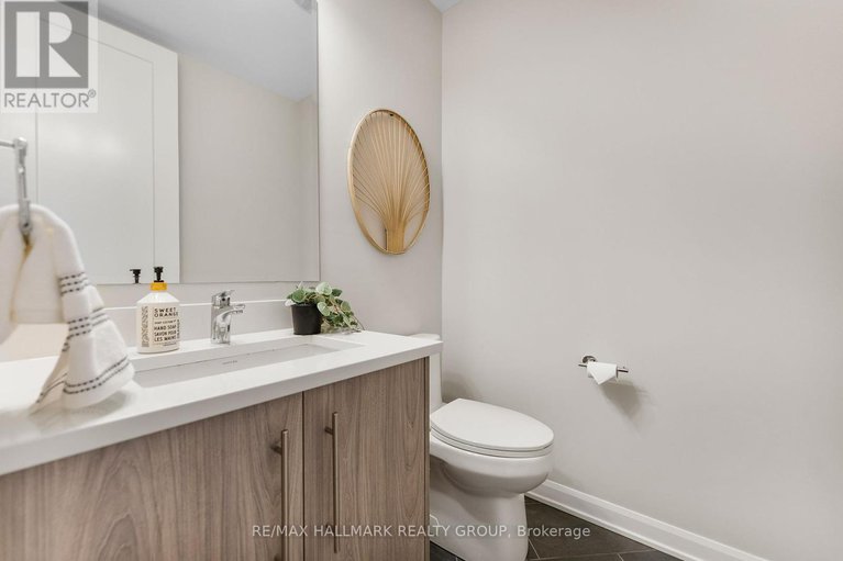 28419525/350-cloyne-crescent/half-moon-bay/ottawa/ontario/K2J6W4_22