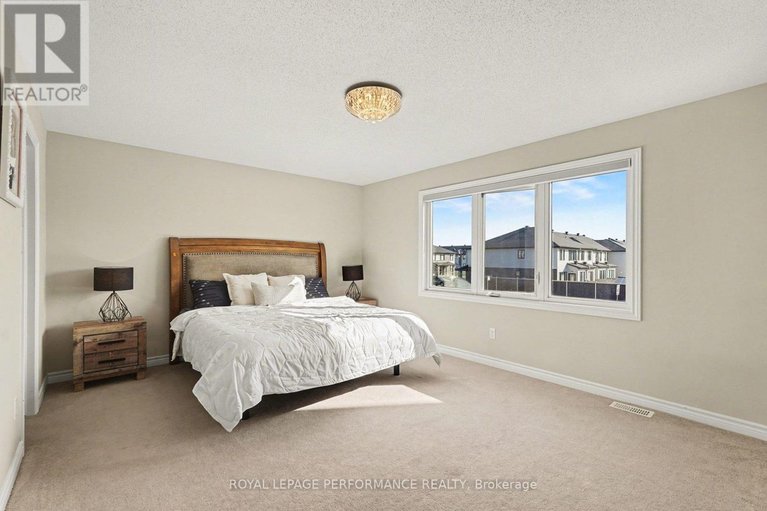 29669159/504-yellow-birch-street/mer-bleuebradley-estatesanderson-park/ottawa/ontario/K1W0J3_18