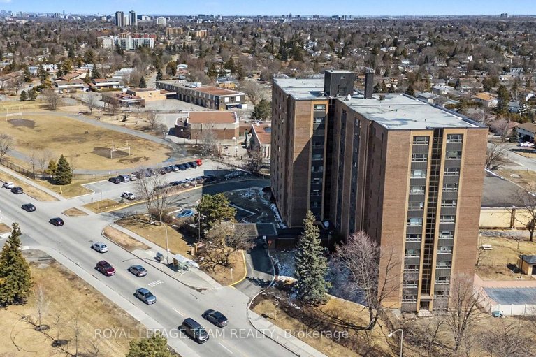 29585559/705-1356-meadowlands-drive-e/borden-farmstewart-farmcarleton-heightsparkwood-hills/ottawa/ontario/K2E6K6_32