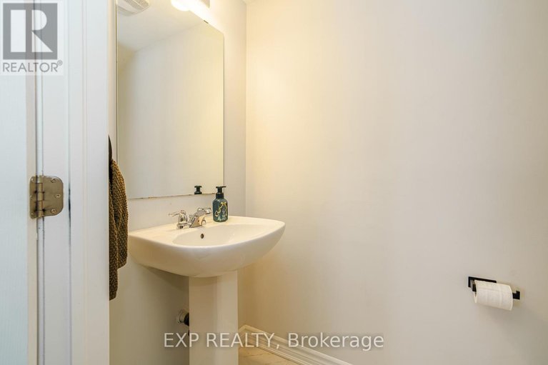 29607132/852-atlas-terrace/emerald-meadowstrailwest/ottawa/ontario/K2V0S3_15