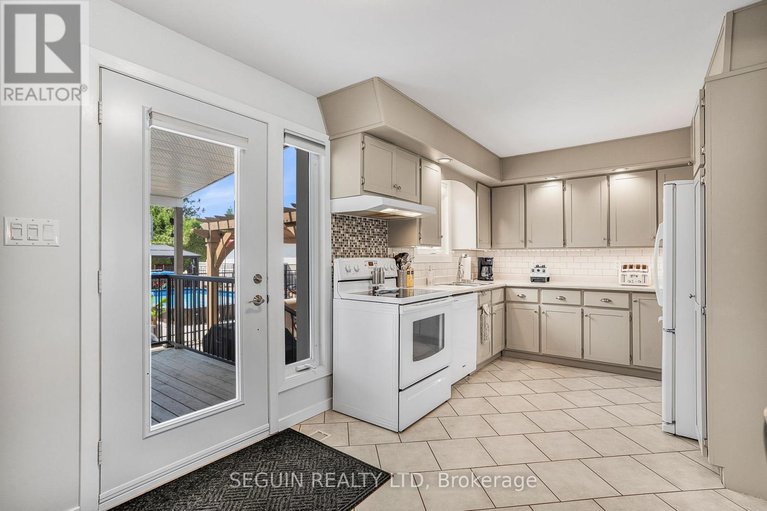 28998190/114-stanley-avenue/vankleek-hill/champlain/ontario/K0B1R0_21