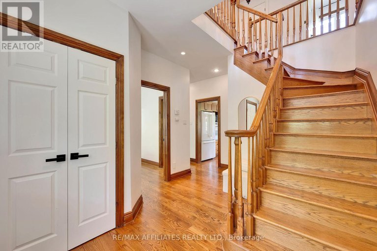 28469895/3-kimini-drive/remainder-of-stittsville-area/ottawa/ontario/K2S1S6_17