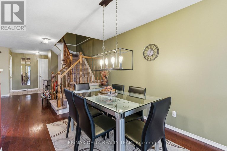 29053952/775-nesting-way/fallingbrookgardenway-south/ottawa/ontario/K4A3X6_15