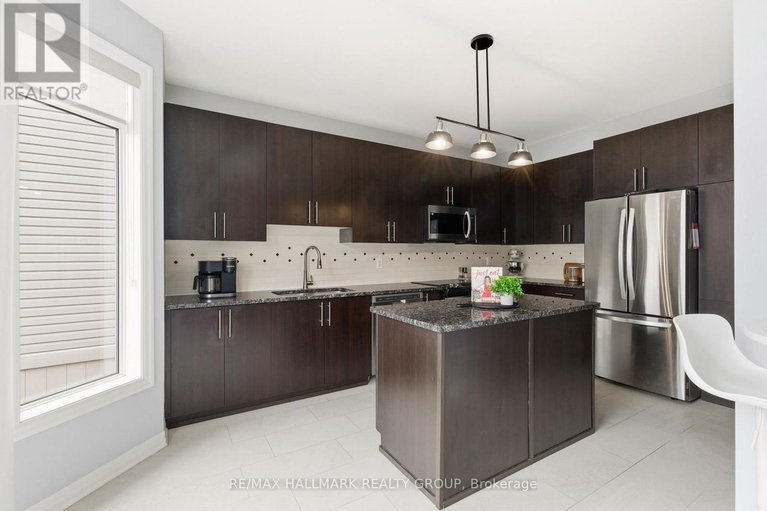 29279127/677-sunburst-street/leitrim/ottawa/ontario/K1T0L2_27