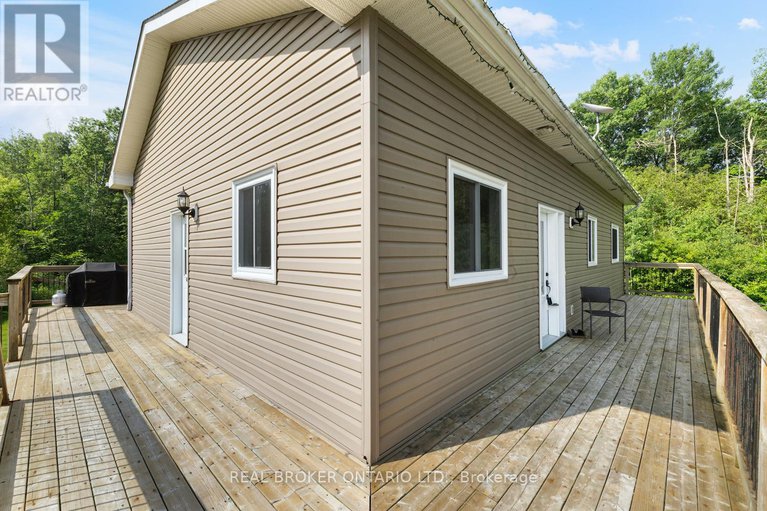 28625161/323-county-road-18-road/north-grenville-twp-kemptville-south/north-grenville/ontario/K0G1T0_4
