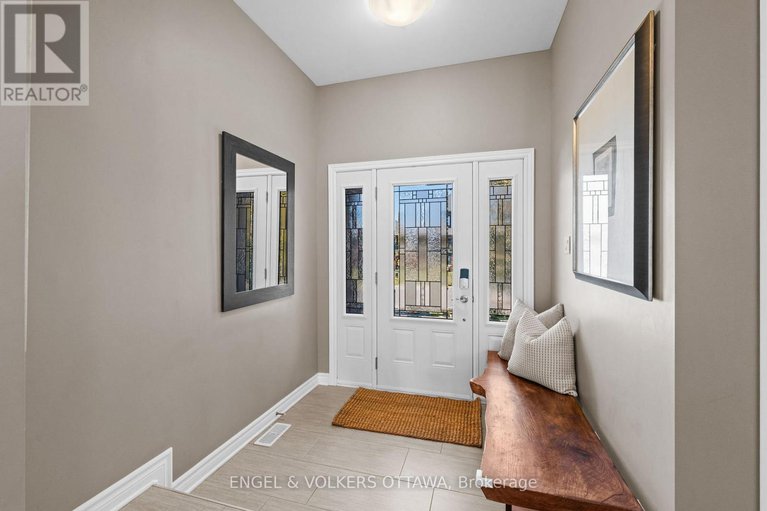 28874016/313-colmar-street/embrun/russell/ontario/K0A1W0_2