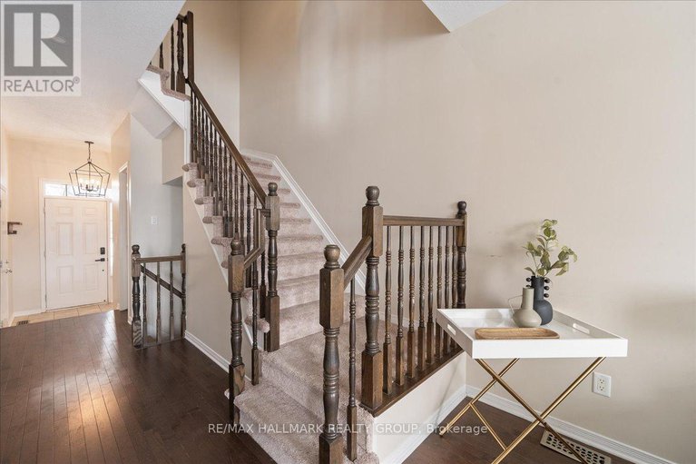 28232417/1780-plainridge-crescent/notting-hillsummerside/ottawa/ontario/K4A0L9_13
