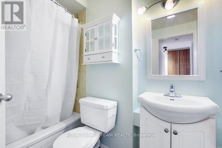 29284567/205-6532-bilberry-drive/orleans-wood/ottawa/ontario/K1C4N9_17