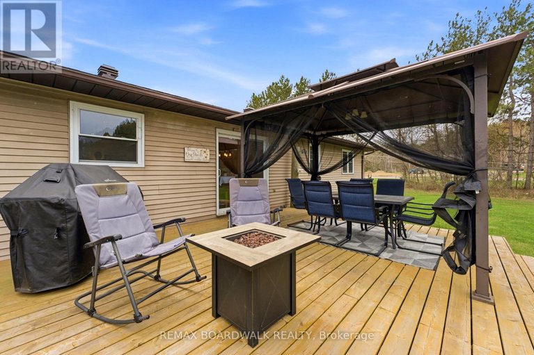 29674449/1671-oneill-road/north-grenville-twp-kemptville-south/north-grenville/ontario/K0G1S0_42