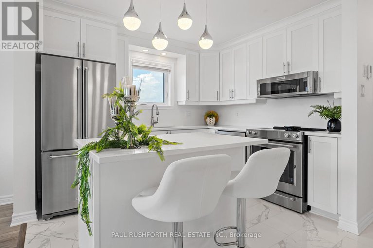 28459487/407-330-montee-outaouais-street/town-of-rockland/clarence-rockland/ontario/K4K1G2_10