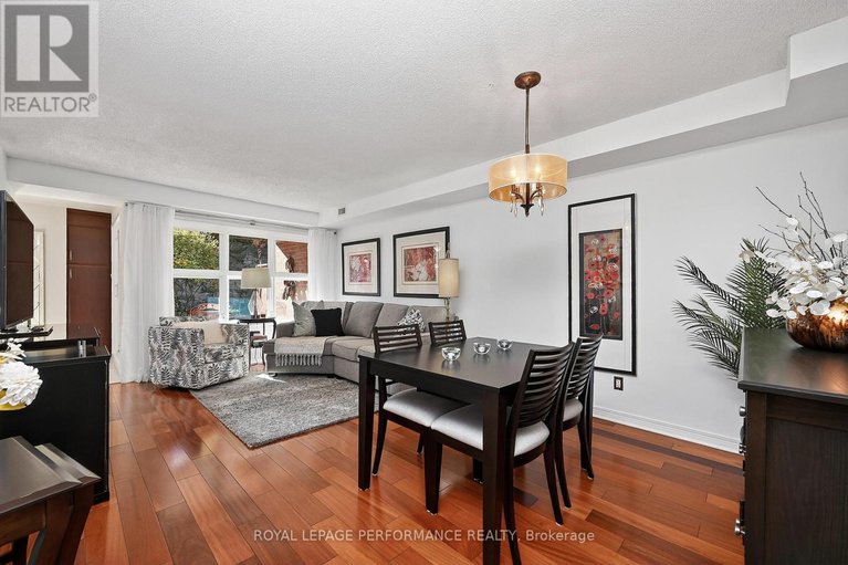 28999707/203-120-darlington-private/hunt-clubwestern-community/ottawa/ontario/K1V0X5_8