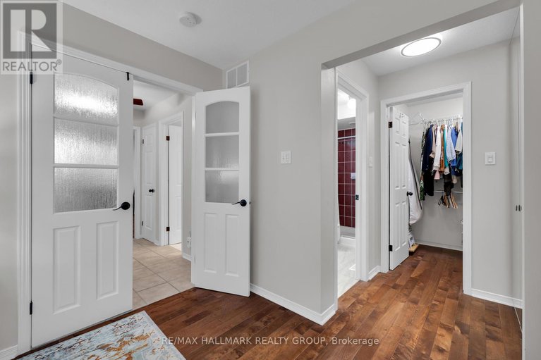 28637166/610-steller-street/fallingbrookpineridge/ottawa/ontario/K4A1N1_31