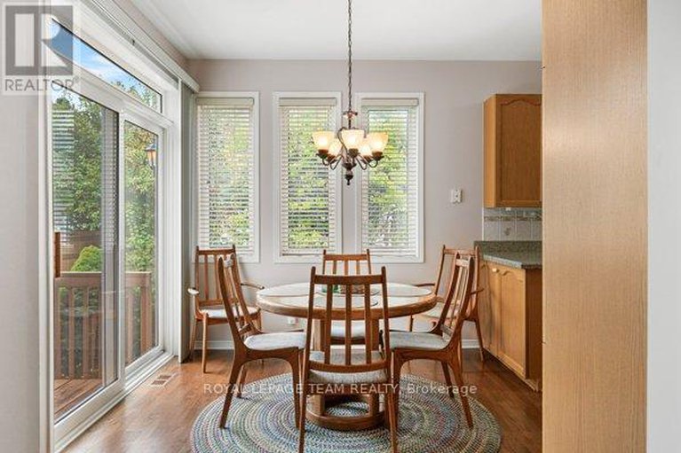 28805295/1575-winterport-way/fallingbrookpineridge/ottawa/ontario/K4A4C3_7