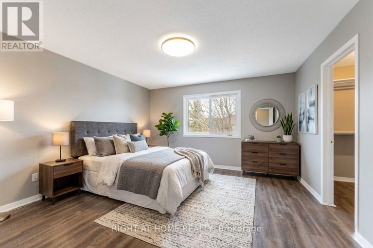 29443377/123-kinross-private/morgans-grantsouth-march/ottawa/ontario/K2K3P9_42