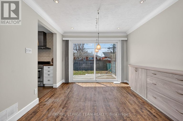 29579808/1318-albany-drive/bel-air-heights/ottawa/ontario/K2C2L9_9