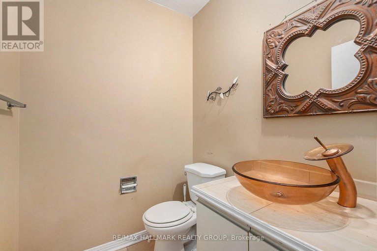 29055708/34-46-a-medhurst-drive/tanglewood/ottawa/ontario/K2G4V2_9