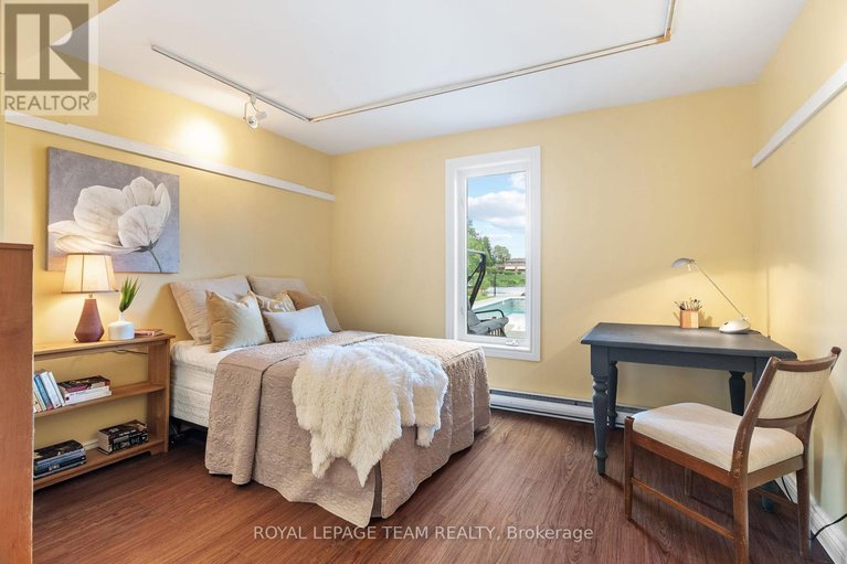 28820217/5409-riverside-crescent/manotick-long-island-nicholls-island/ottawa/ontario/K4M1H1_37