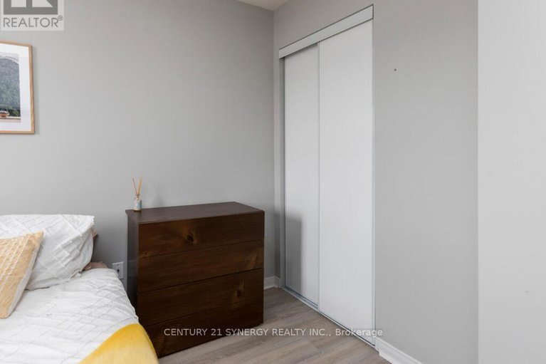 29486485/167-romina-street/emerald-meadowstrailwest/ottawa/ontario/K2S0J3_23