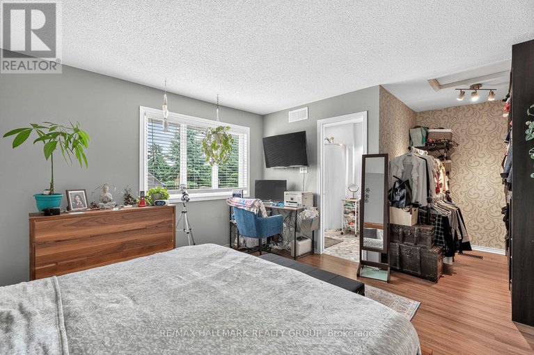 28702386/6212-arbourwood-drive/chapel-hill/ottawa/ontario/K1C7L6_19