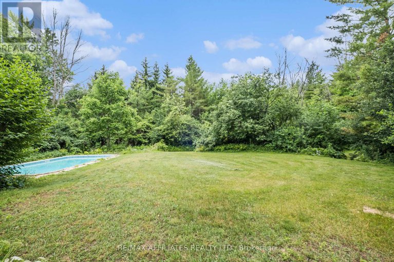 28528623/2435-county-road-20-road/north-grenville-twp-kemptville-south/north-grenville/ontario/K0G1T0_40