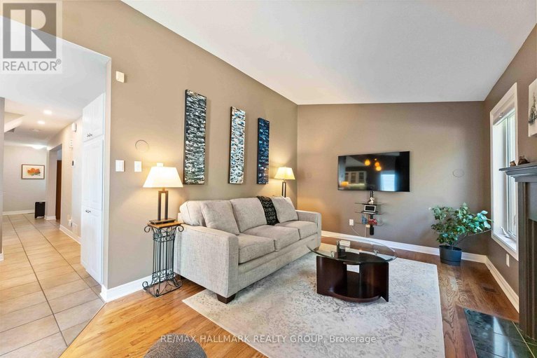 28962536/91-borealis-crescent/carson-meadows/ottawa/ontario/K1K4T6_14