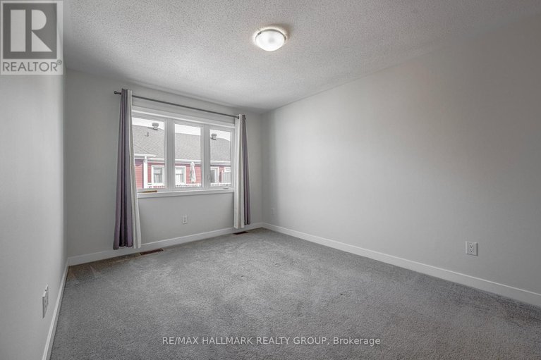 28470384/6357-perth-street/btwn-franktown-rd-fallowfield-rd/ottawa/ontario/K0A2Z0_23