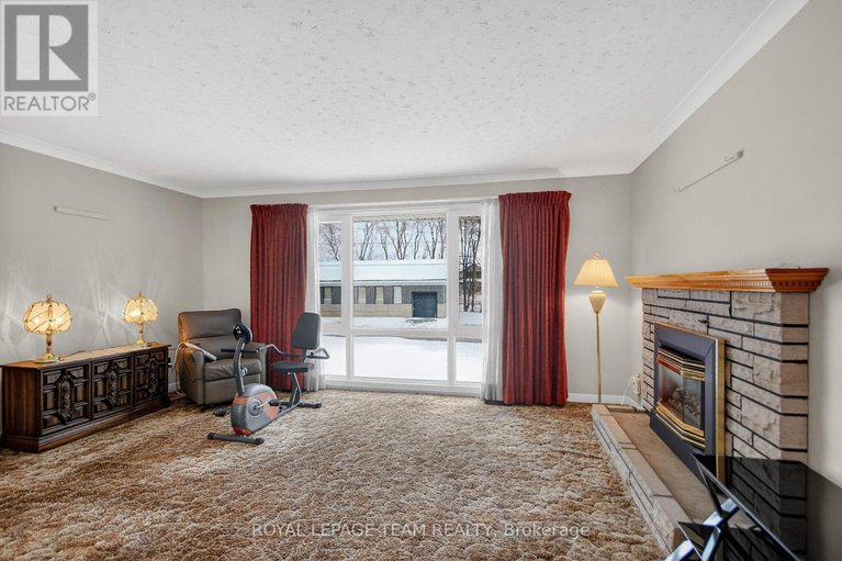 29298212/1494-meadow-drive/greely/ottawa/ontario/K4P1B1_7