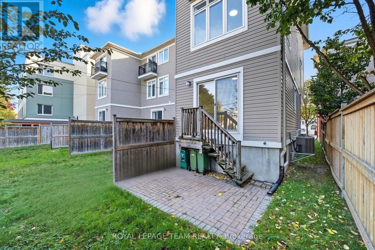 29259375/1512-clementine-boulevard/billings-bridge/ottawa/ontario/K1H8E9_33