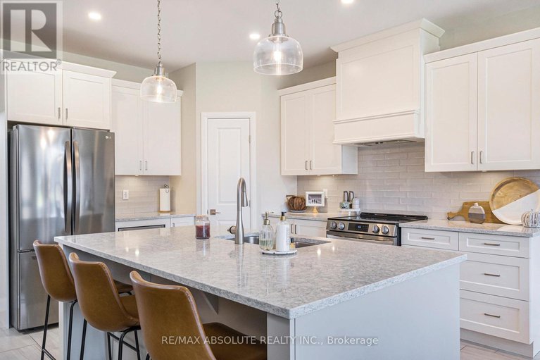 28955191/16b-cockburn-street/richmond/ottawa/ontario/K0A2Z0_8