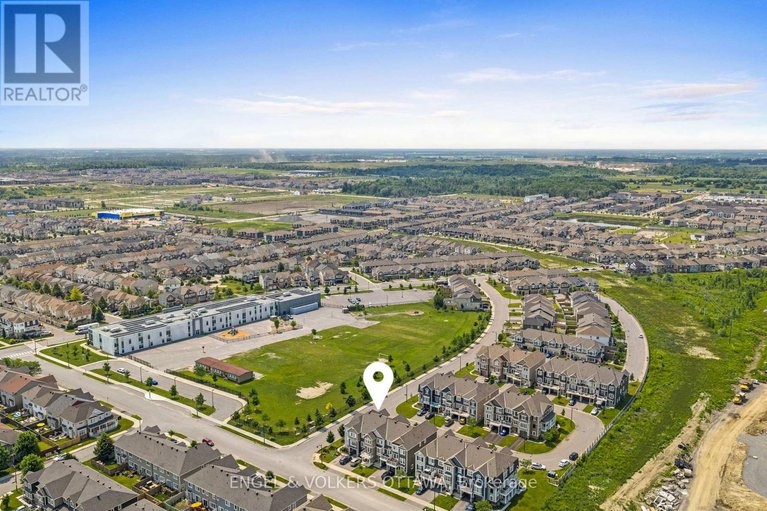 29055765/349-pumpkinseed-crescent/half-moon-bay/ottawa/ontario/K2J6K1_39