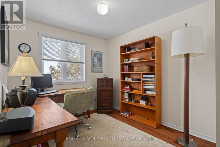 29341438/126-whalings-circle/stittsville-central/ottawa/ontario/K2S1S4_18