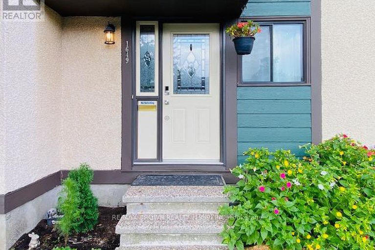 28826043/28-1649-meadowbrook-road/pineview/ottawa/ontario/K1B4W6_2
