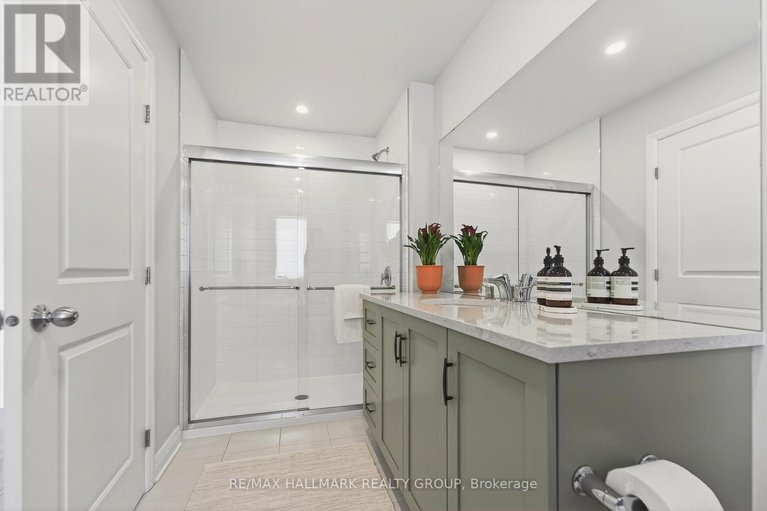 29416732/869-moses-tennisco-street/cfb-rockcliffe-and-area/ottawa/ontario/K1K5A2_25