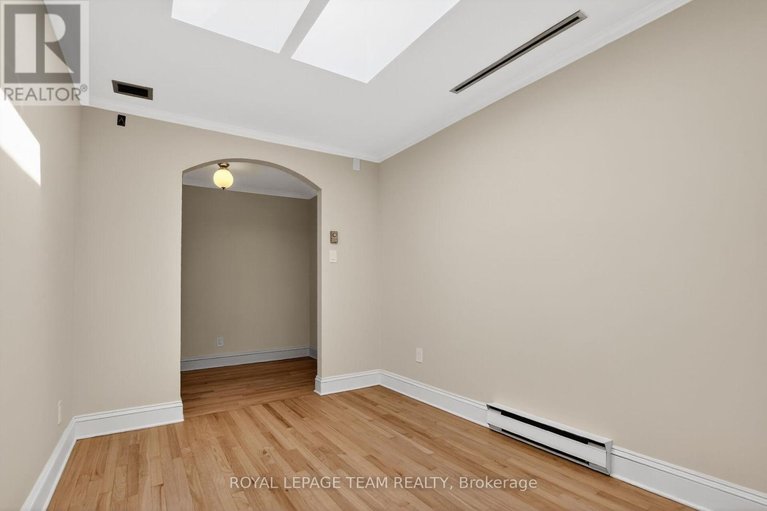 29603323/9-160-bruyere-street/lower-townbyward-market/ottawa/ontario/K1N5E1_7