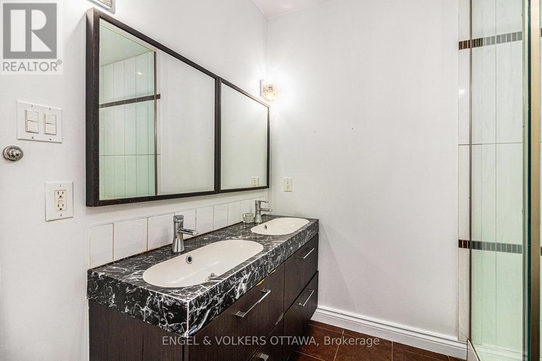 28485145/1095-morin-road/cumberland-estates/ottawa/ontario/K4C1A5_18