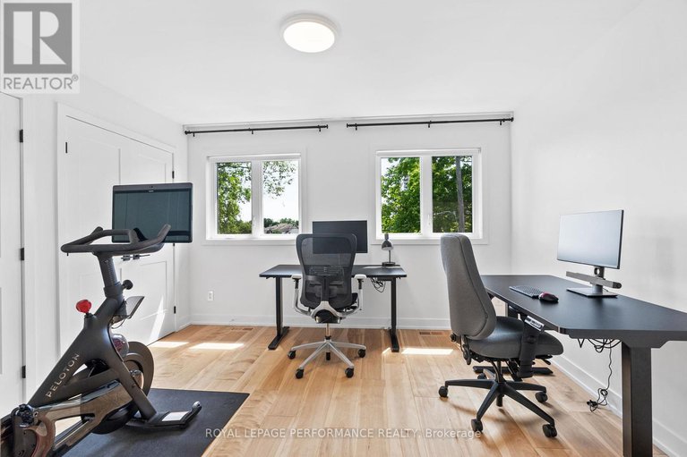 28543963/80-dagmar-avenue/vanier/ottawa/ontario/K1L5T4_28