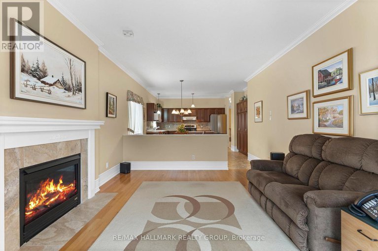 29210046/2202-nature-trail-crescent/orleans-village/ottawa/ontario/K1W1E6_20