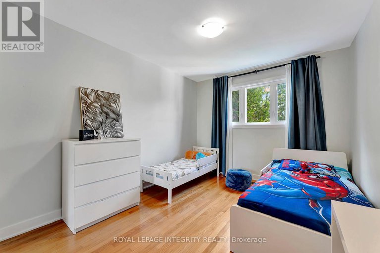 28621220/1150-albany-drive/bel-air-heights/ottawa/ontario/K2C2L3_23