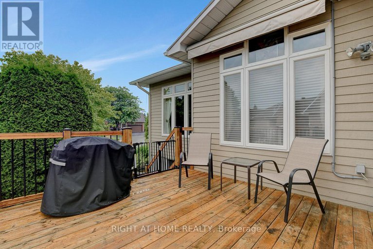 28659753/36-sable-run-drive/stittsville-central/ottawa/ontario/K2S1W8_31