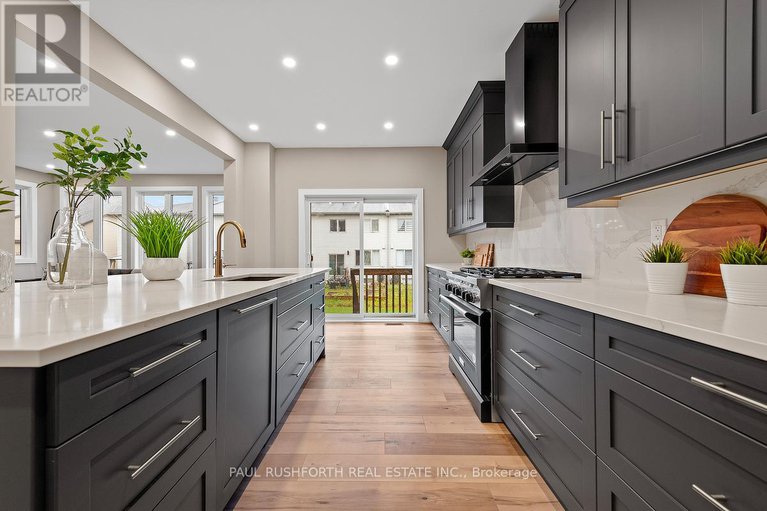 29071484/123-chandelle-private/carp/ottawa/ontario/K0A1L0_21