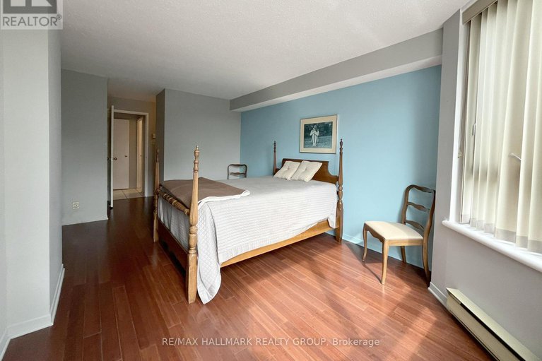 28237793/303-80-sandcastle-drive/leslie-park/ottawa/ontario/K2H9E7_10