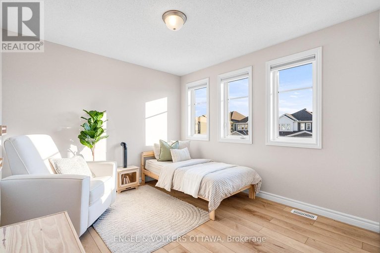 29601228/272-meynell-road/goulbourn-twp-from-franktown-rdsouth-to-rideau/ottawa/ontario/K0A2Z0_31