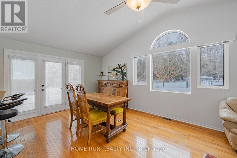 29168819/1545-sherruby-way/rural-kanata-central/ottawa/ontario/K2W1A9_18