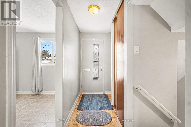 29341277/55-7846-jeanne-darc-boulevard/convent-glen-north/ottawa/ontario/K1C2E9_3