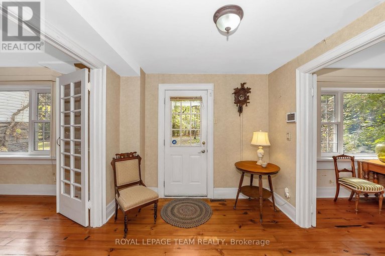 28964776/2307-scrivens-drive/osgoode-twp-north-of-reg-rd-6/ottawa/ontario/K0A2P0_7