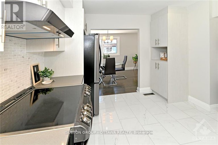 28362036/2675-marie-street/britannia/ottawa/ontario/K2B7E3_17