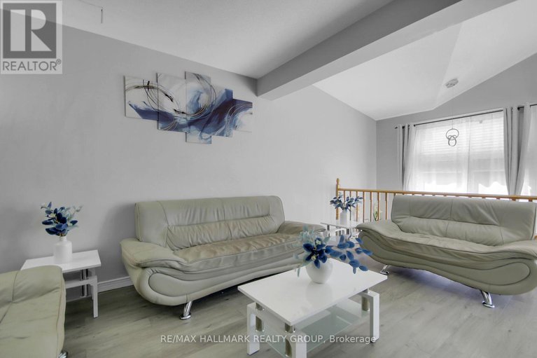 28570311/4320-owl-valley-drive/riverside-southgloucester-glen/ottawa/ontario/K1V1L8_12