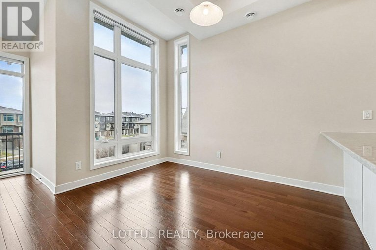 29126395/842-ralph-hennesy-avenue/riverside-southgloucester-glen/ottawa/ontario/K1X0E4_10