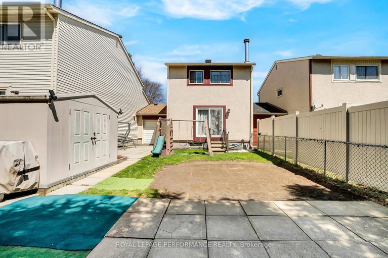 28226531/1752-lafrance-drive/queenswood-heights-south/ottawa/ontario/K1E2H2_32